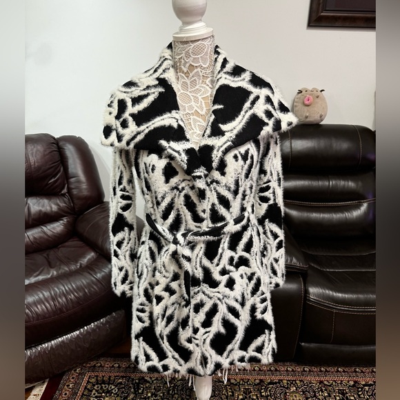 WHBM knit coat, fits size S/m New no tags - Picture 1 of 11